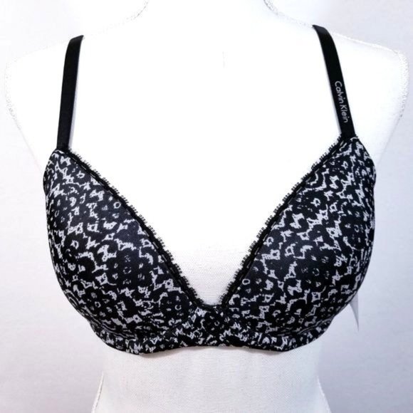 Calvin Klein Seductive Comfort Push-Up Bra - 32A - NWT - Picture 1 of 8